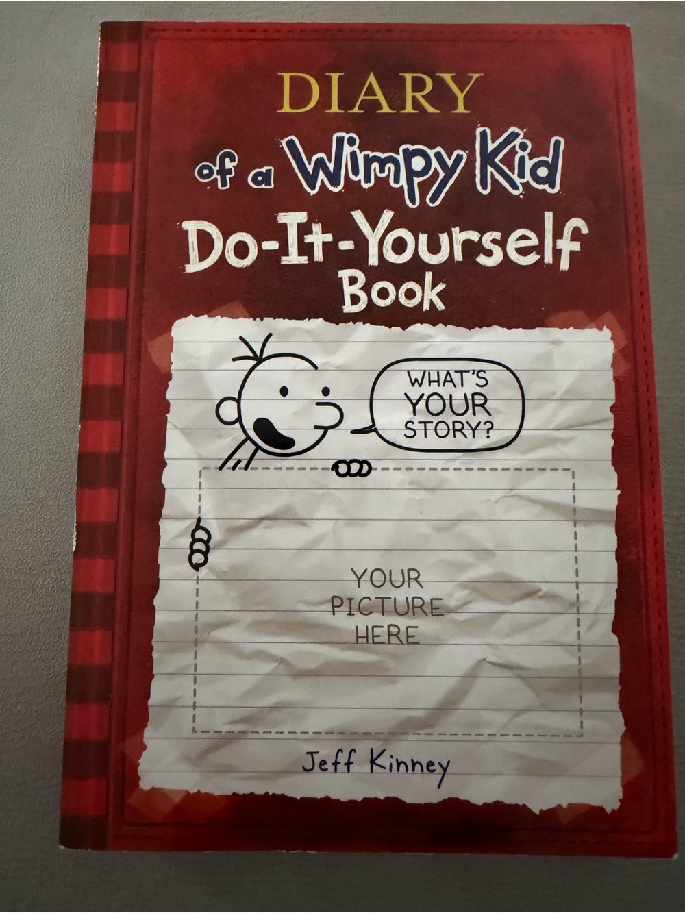 Diary of a Wimpy Kid Do-It-Yourself Book - Red